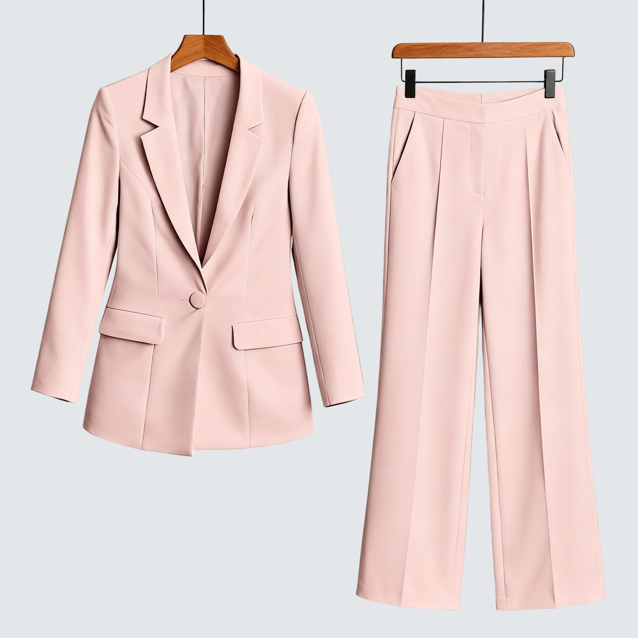 Marnie | Ensemble