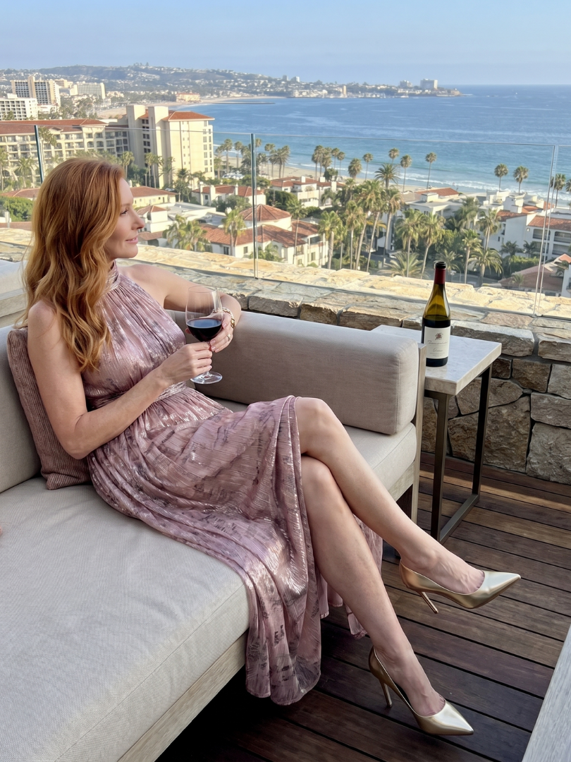 Marija | Robe midi avec finition texturée sans manches