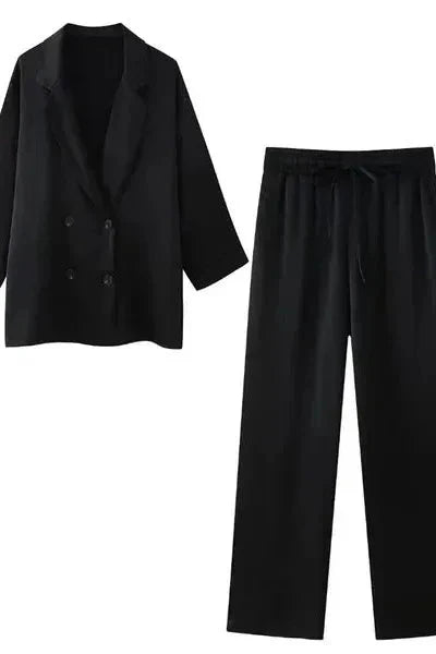 Mckenzie | Ensemble
