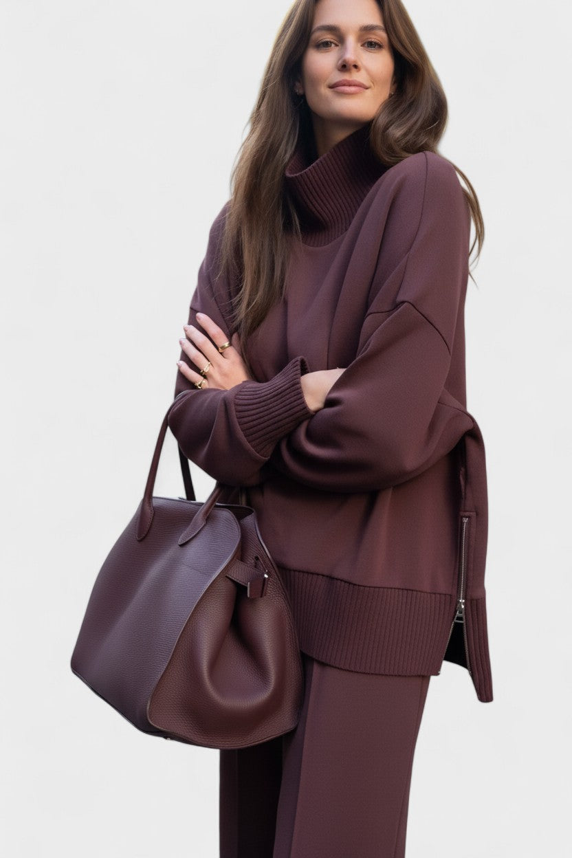 Emily | Ensemble