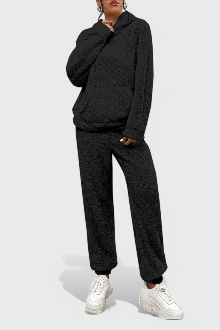 Billie | Ensemble