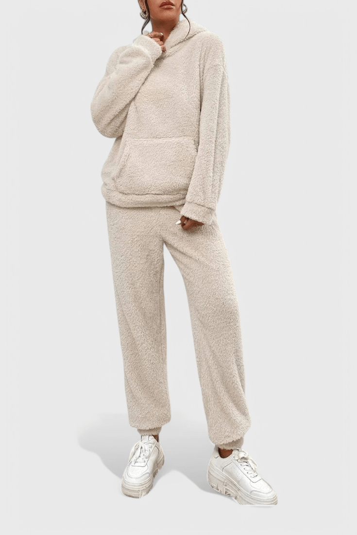 Billie | Ensemble
