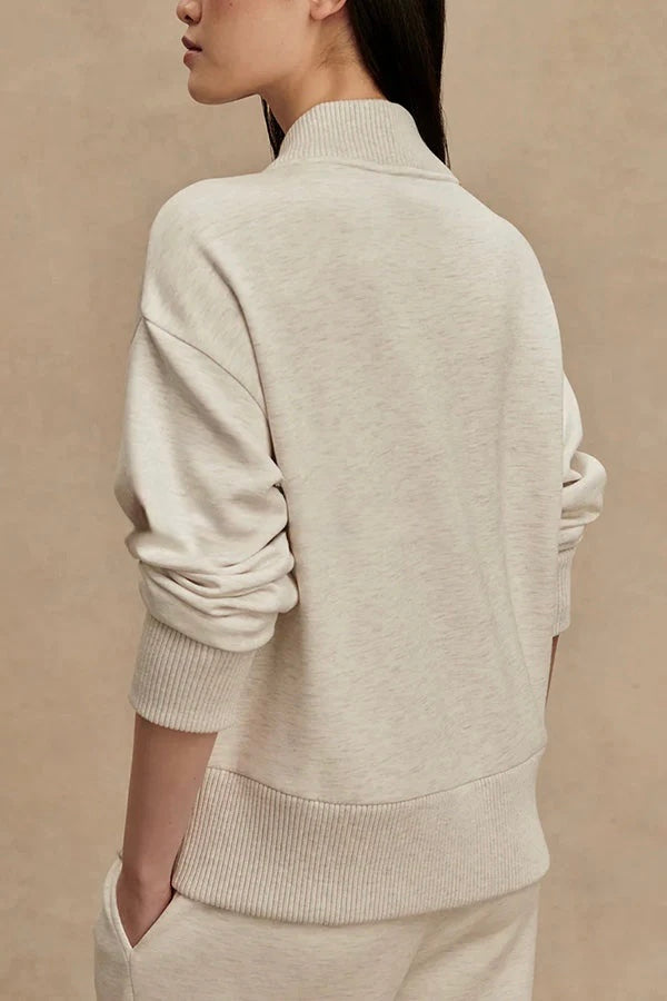 Nela | Ensemble